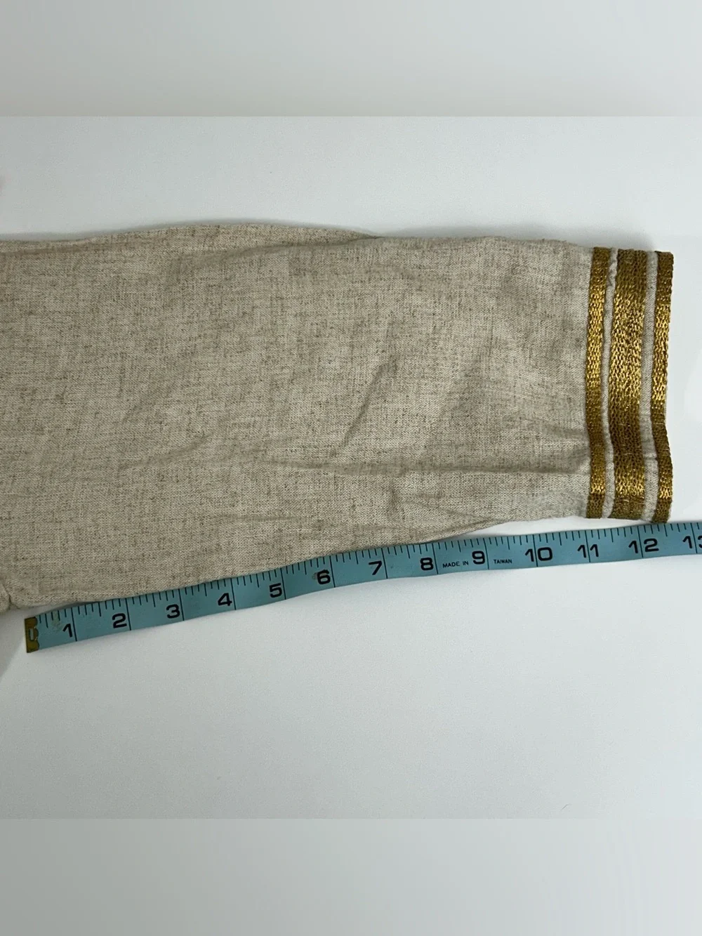 Coldwater Creek Cream Tunic with V Neck Gold Trim Accents Linen Blend Size L - Picture 9 of 13